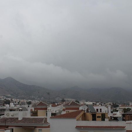 Apartamentos Turisticos Plaza Del Olvido Nerja Zewnętrze zdjęcie
